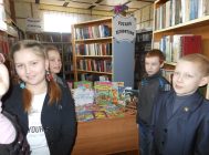 Дзверы ціха адчыні, кнігу ў госці запрасі 2