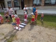 Если вышел на дорогу, ты от скуки не зевай 5